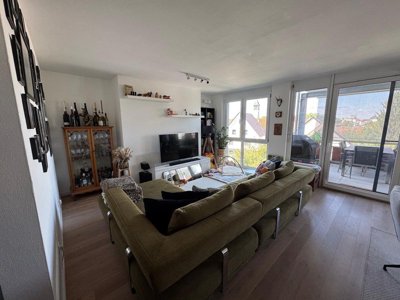 Liebe auf den ersten Blick: Wunderschöne, moderne 4-Zimmer-Wohnung mit Einbauküche & Tiefgarage